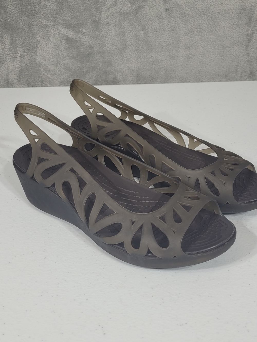 Crocs Adrina Ill Mini Wedge Sandals Womens Size 8 Dark Brown Slingback Shoes